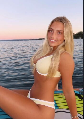 Chloe Dinello