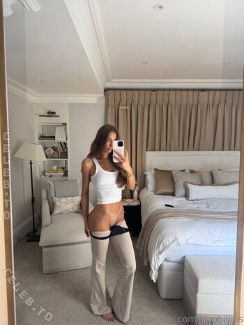 Full leaked Lillian phillips private onlyfans photo
