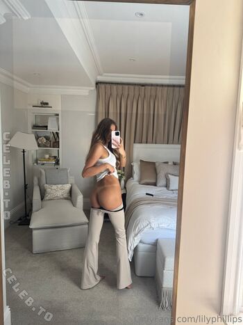 Full leaked Lillian phillips private onlyfans photo