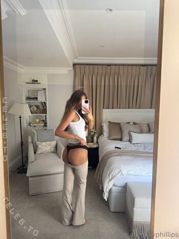 Full leaked Lillian phillips private onlyfans photo