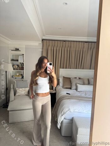 Full leaked Lillian phillips private onlyfans photo