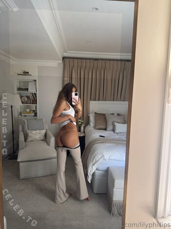 Full leaked Lillian phillips private onlyfans photo