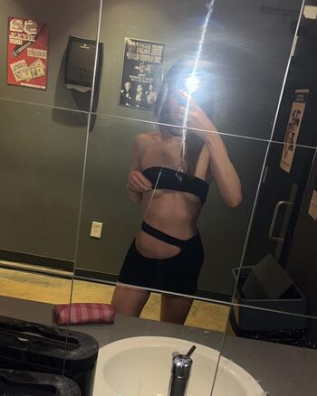 Lonnietheyogini