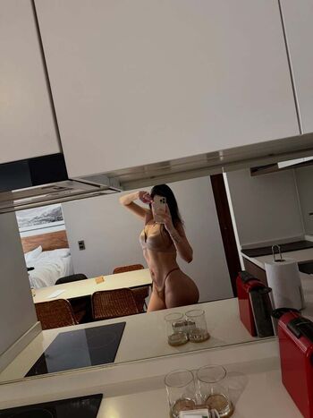 Paula Alvim
